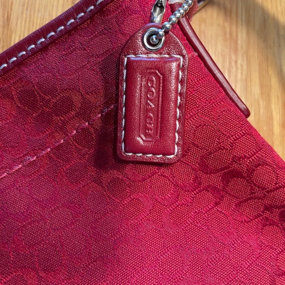 Genuine Coach Crossbody - Picture 6 of 6